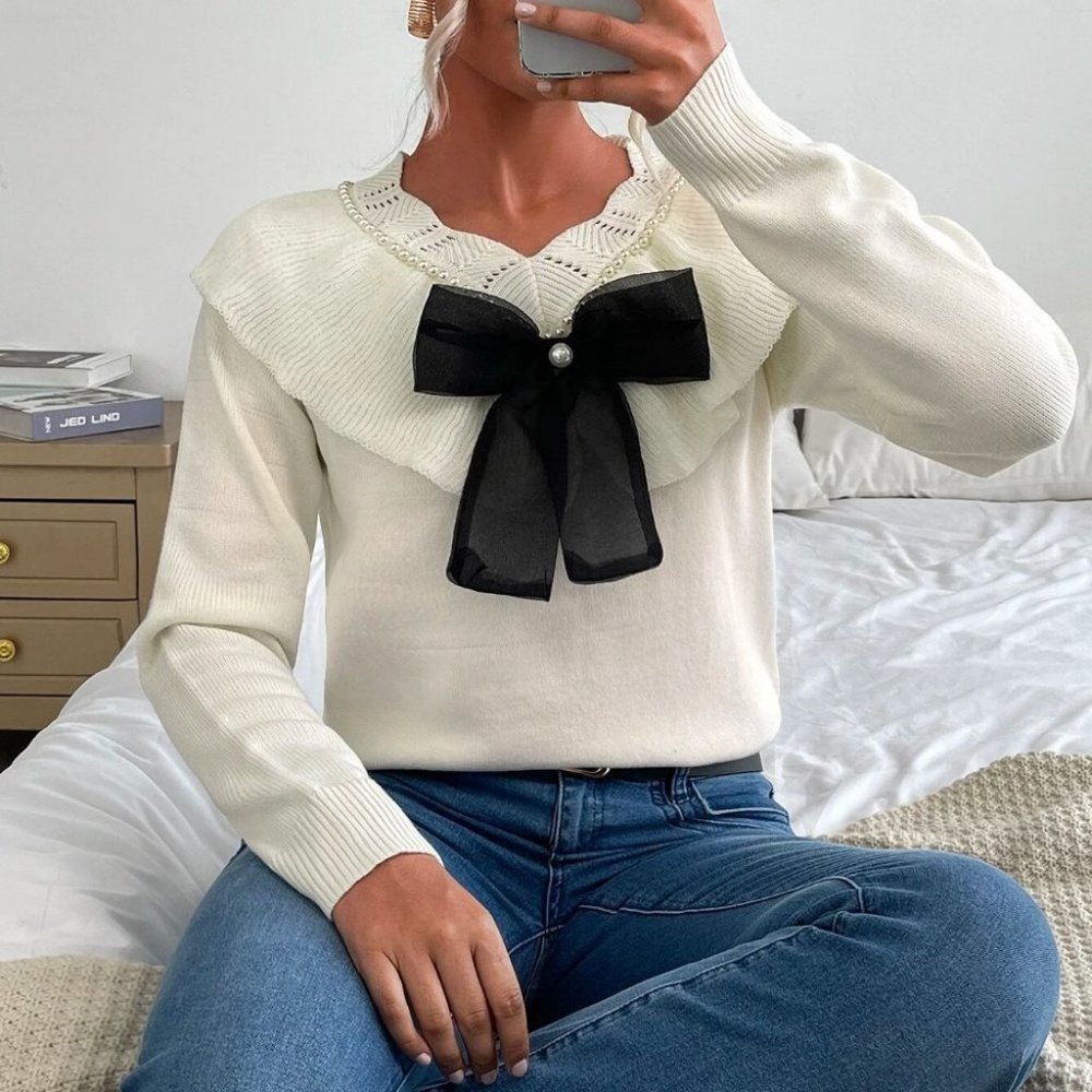Preppy Womens Eyelet Detail Pearls Beaded Bow Front Sweater